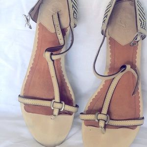 Size 9.5 Lucky sandals.